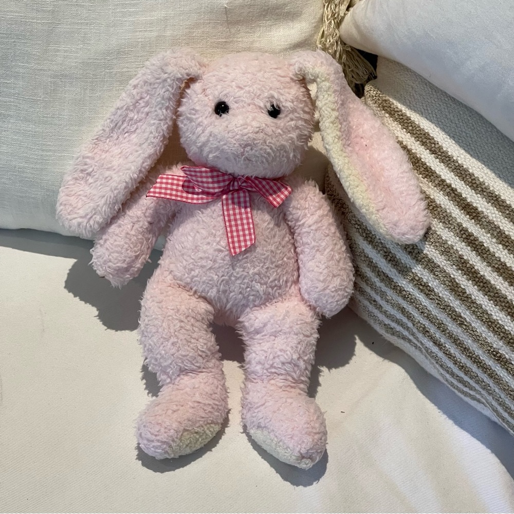 Mary Meyer Pink Plush Bunny Rabbit vinyl